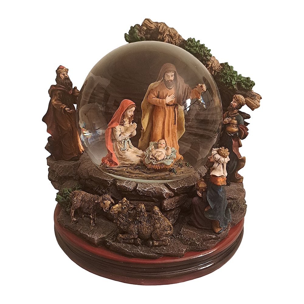 Nativity Scene Music Playing Waterglobe